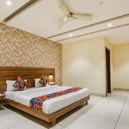 Fabhotel Golden Glory New Delhi Ngoại thất bức ảnh