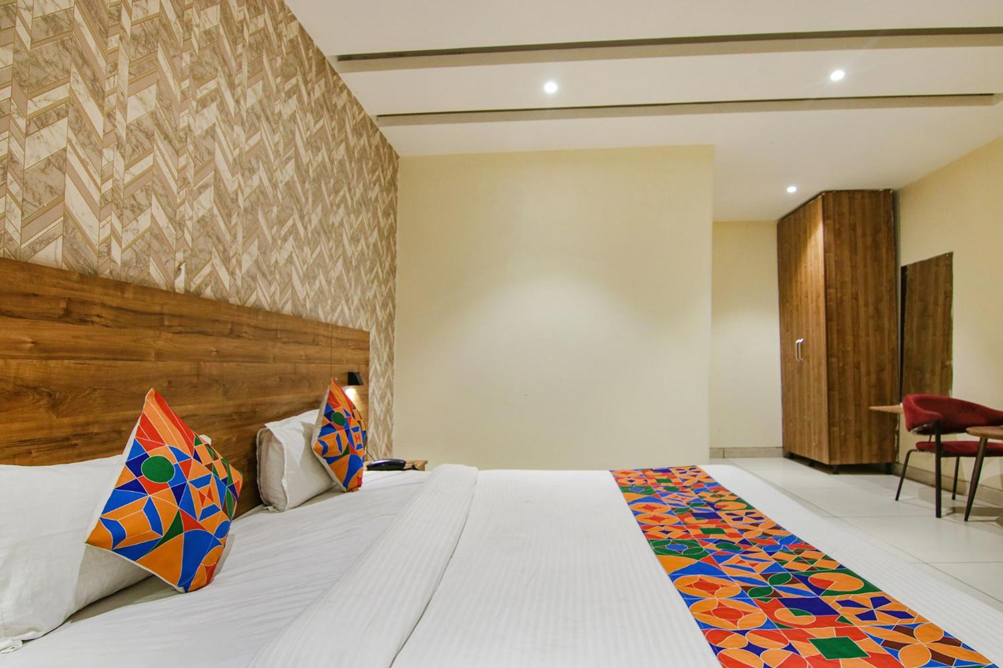 Fabhotel Golden Glory New Delhi Ngoại thất bức ảnh
