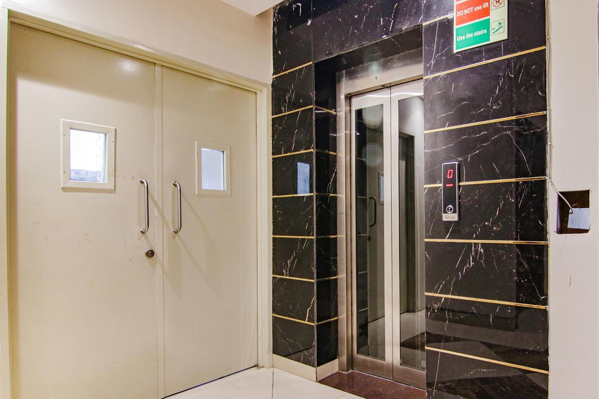 Fabhotel Golden Glory New Delhi Ngoại thất bức ảnh