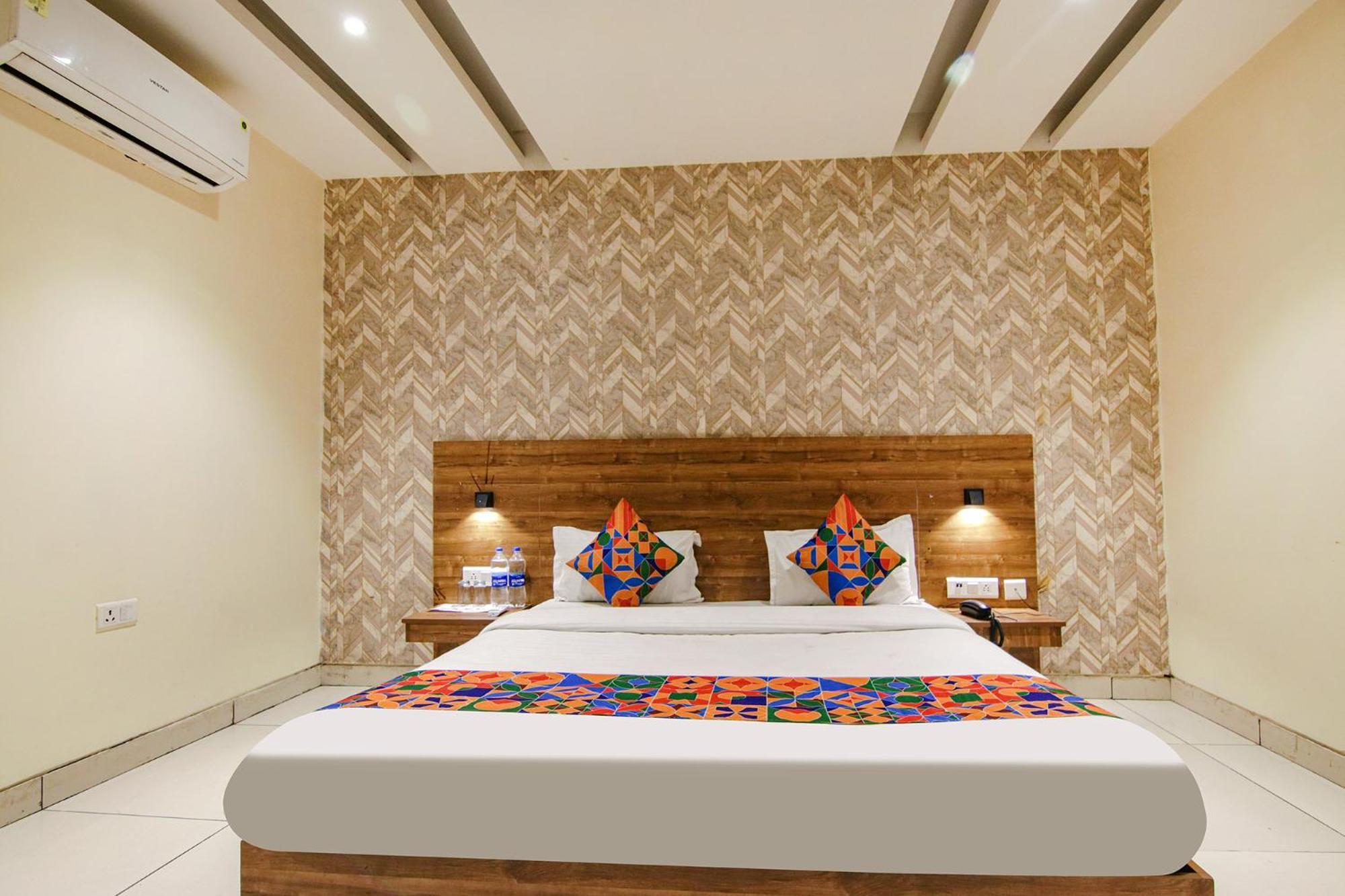 Fabhotel Golden Glory New Delhi Ngoại thất bức ảnh