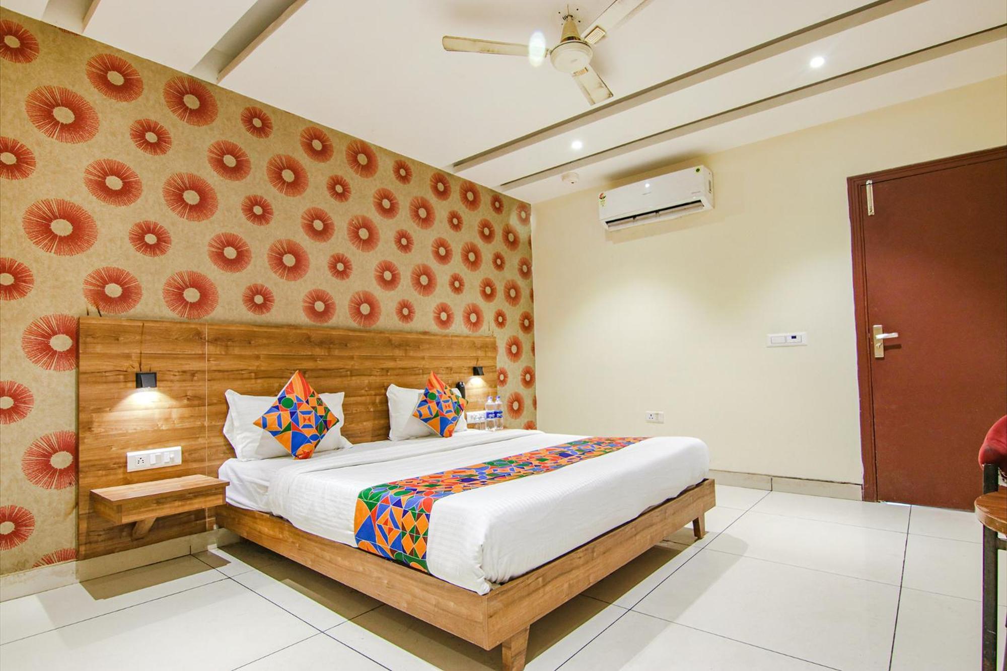 Fabhotel Golden Glory New Delhi Ngoại thất bức ảnh