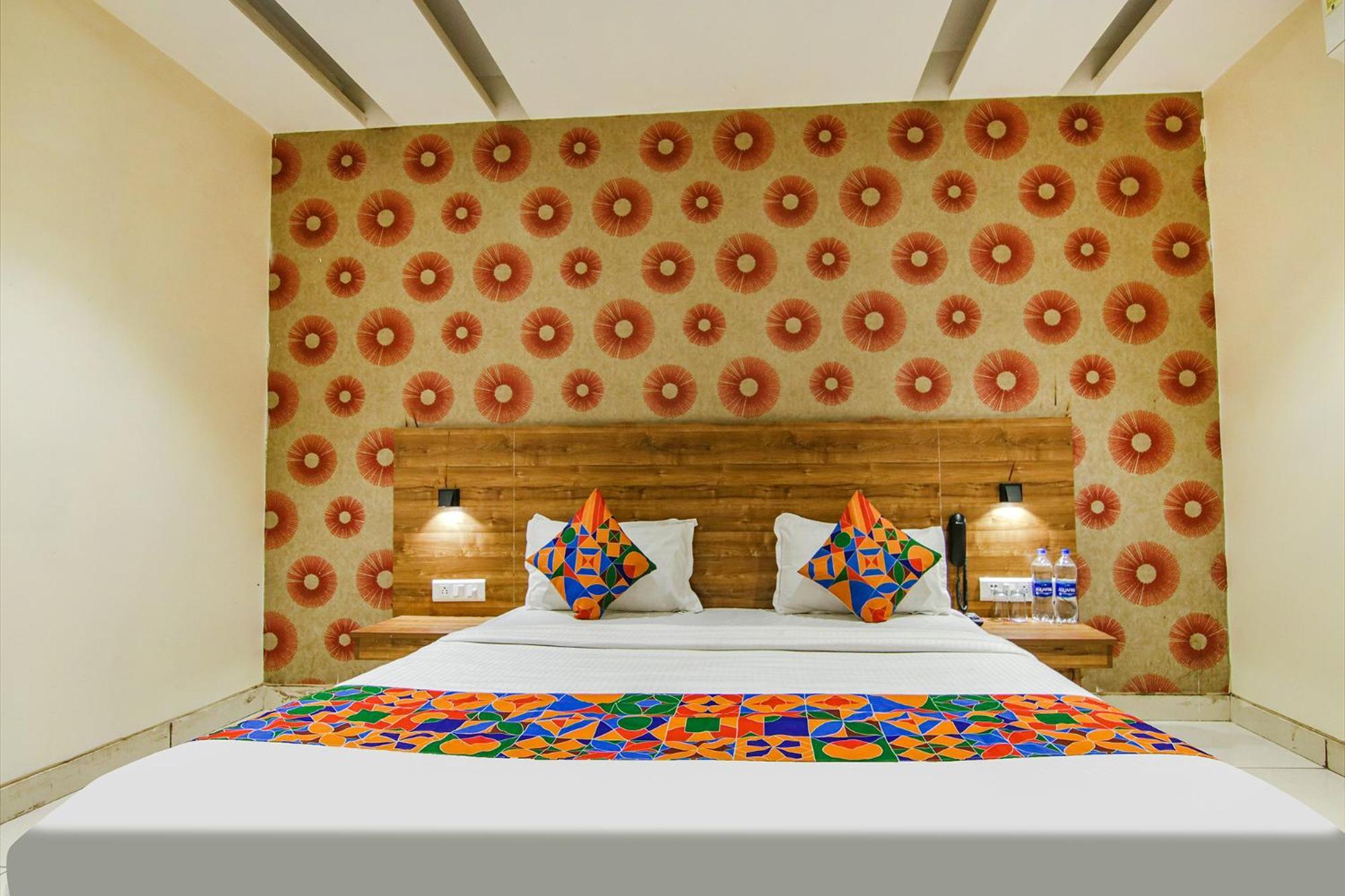 Fabhotel Golden Glory New Delhi Ngoại thất bức ảnh