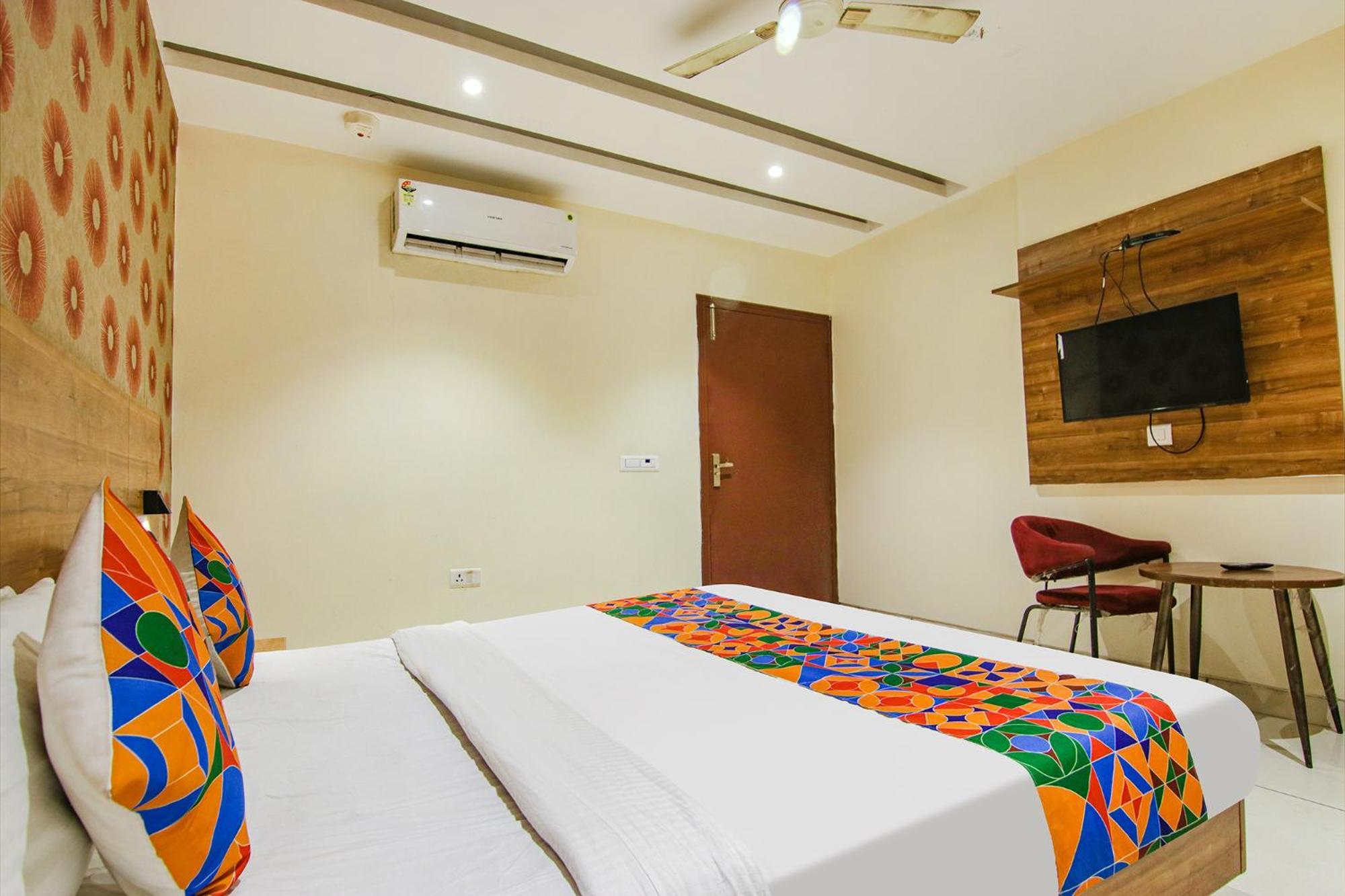 Fabhotel Golden Glory New Delhi Ngoại thất bức ảnh